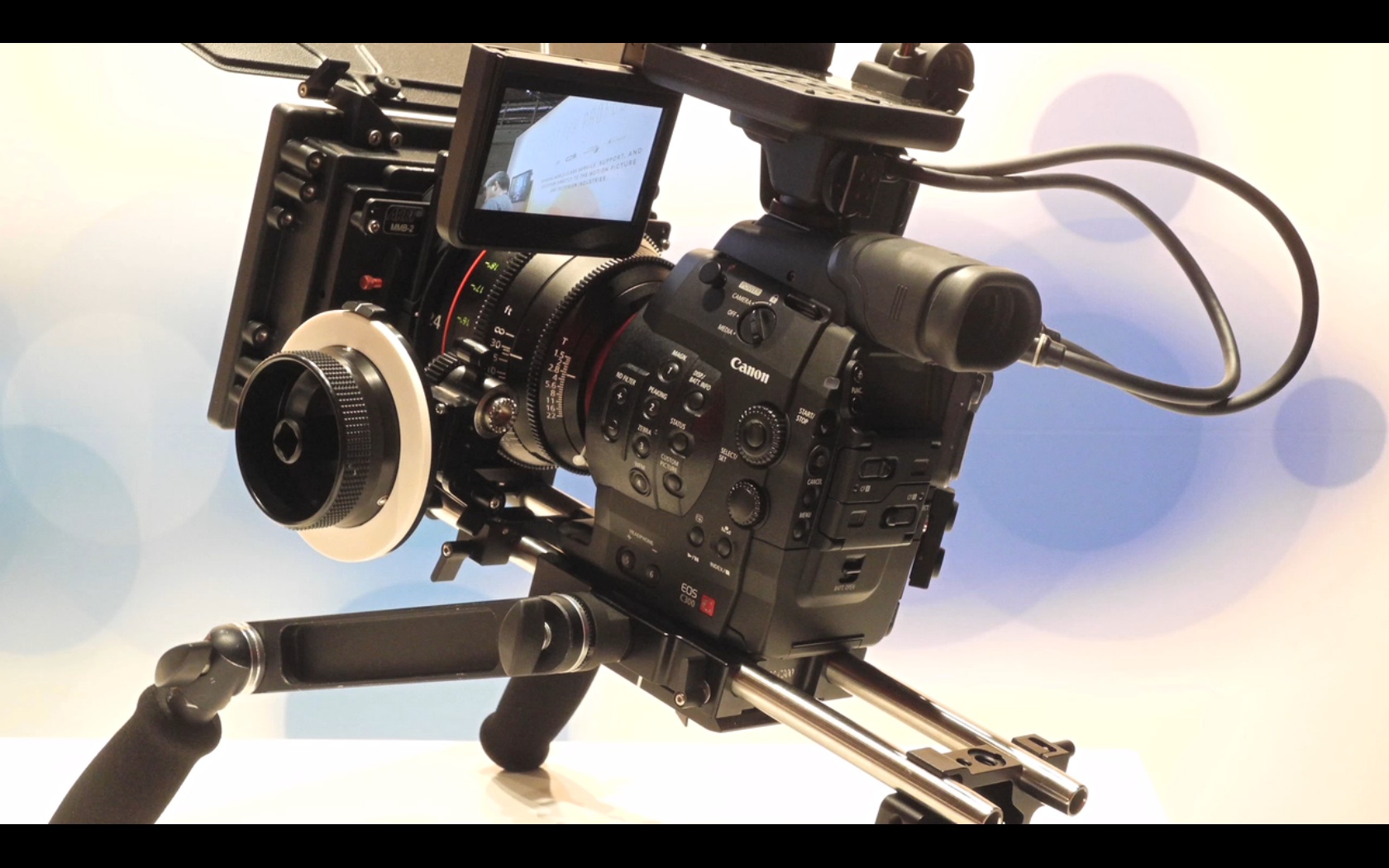 Canon C300 (discussion)